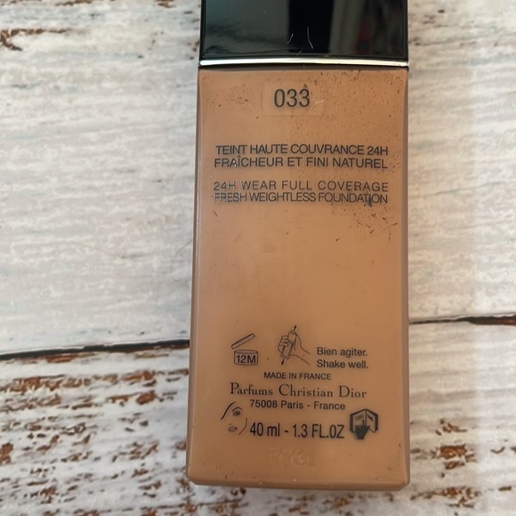 DIORSKIN Forever Undercover 24 Hour Full Coverage Dior by Christian Dior 033 - Picture 4 of 6